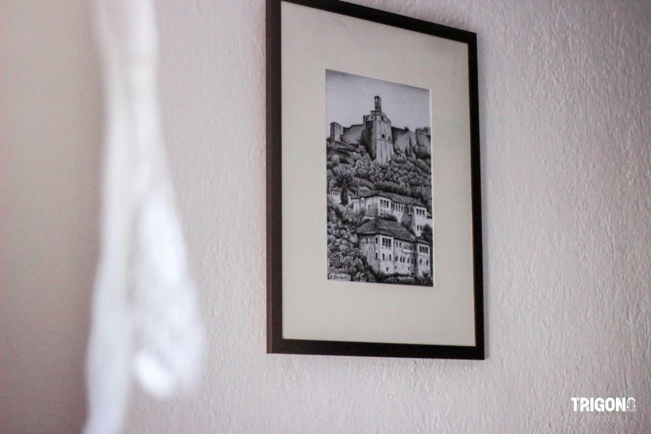 Trigona Hostel Гирокастра Экстерьер фото